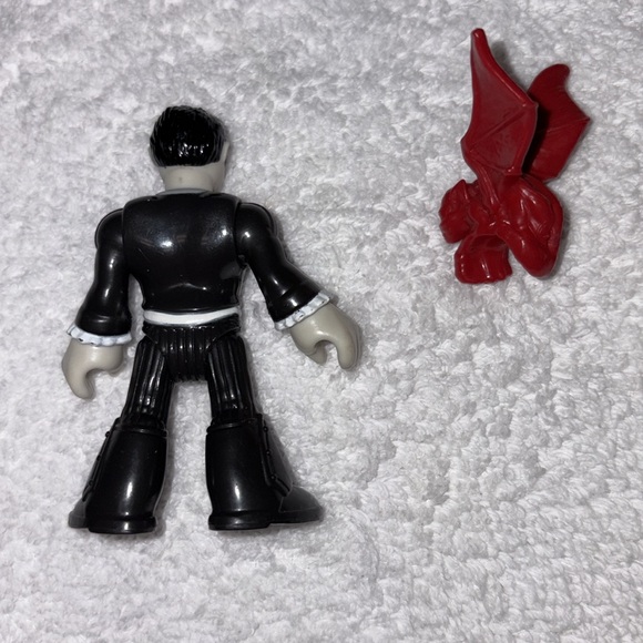 Imaginext Replacement Fisher-Price Castle Poseable Vampire Dracula Figure - Picture 2 of 3